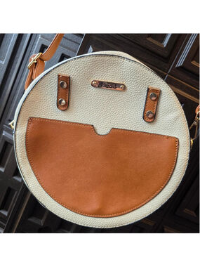 Mudd tan and cream crossbody bag like new #boho #festival ##classy #summer #shop